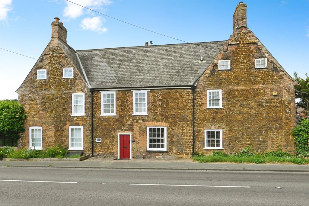 Property photo 1 of 19