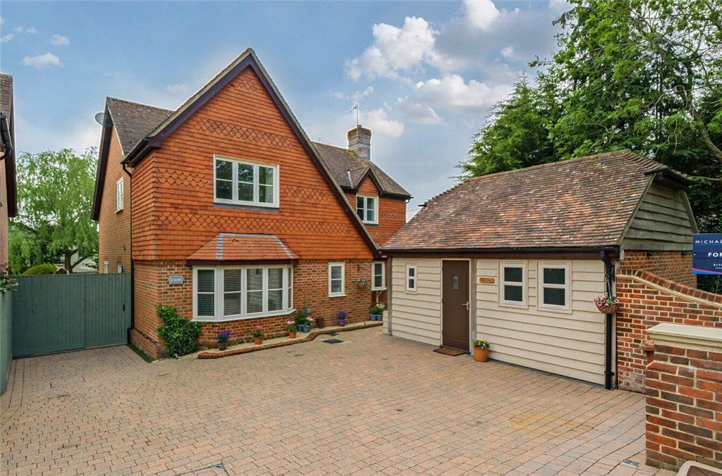 Property photo 1 of 19 Picture No. 02