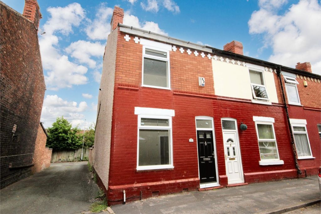 Property photo 1 of 7