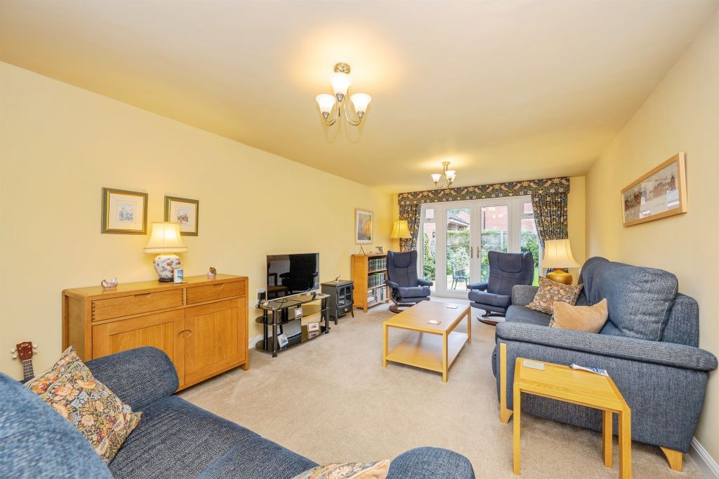 Property photo 2 of 25