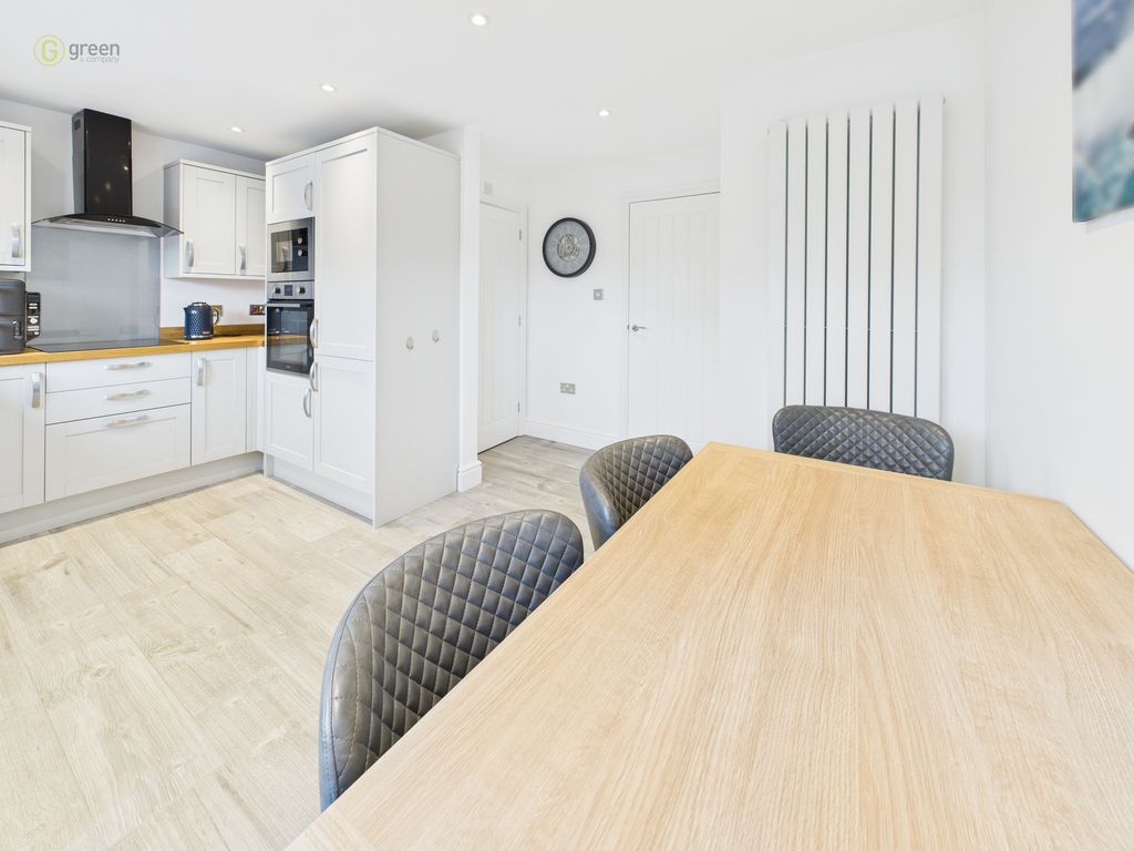 Property photo 2 of 46