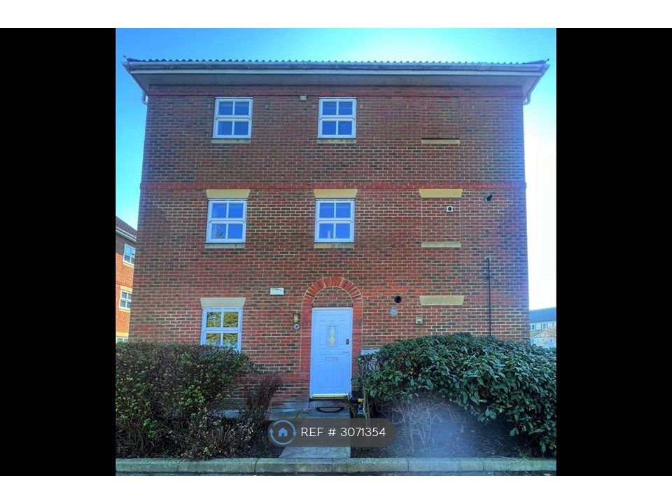Property photo 2 of 20