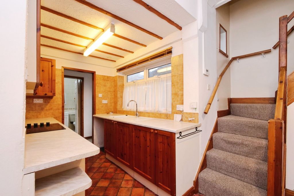 Property photo 3 of 15 Pnmb0104