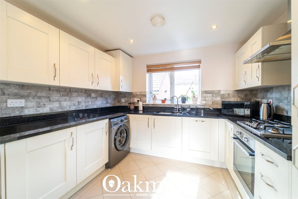 Property photo 3 of 25 Picture No. 02