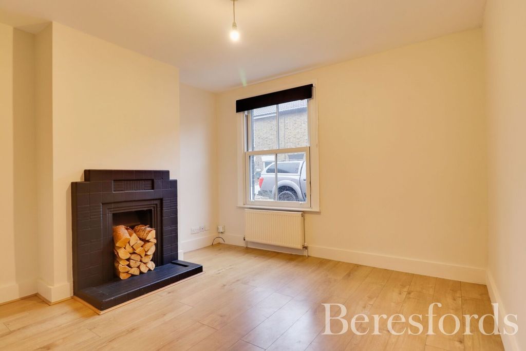 Property photo 2 of 20 Picture 2