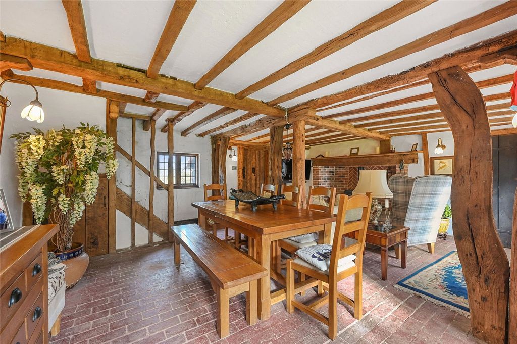 Property photo 3 of 27 Picture No. 05