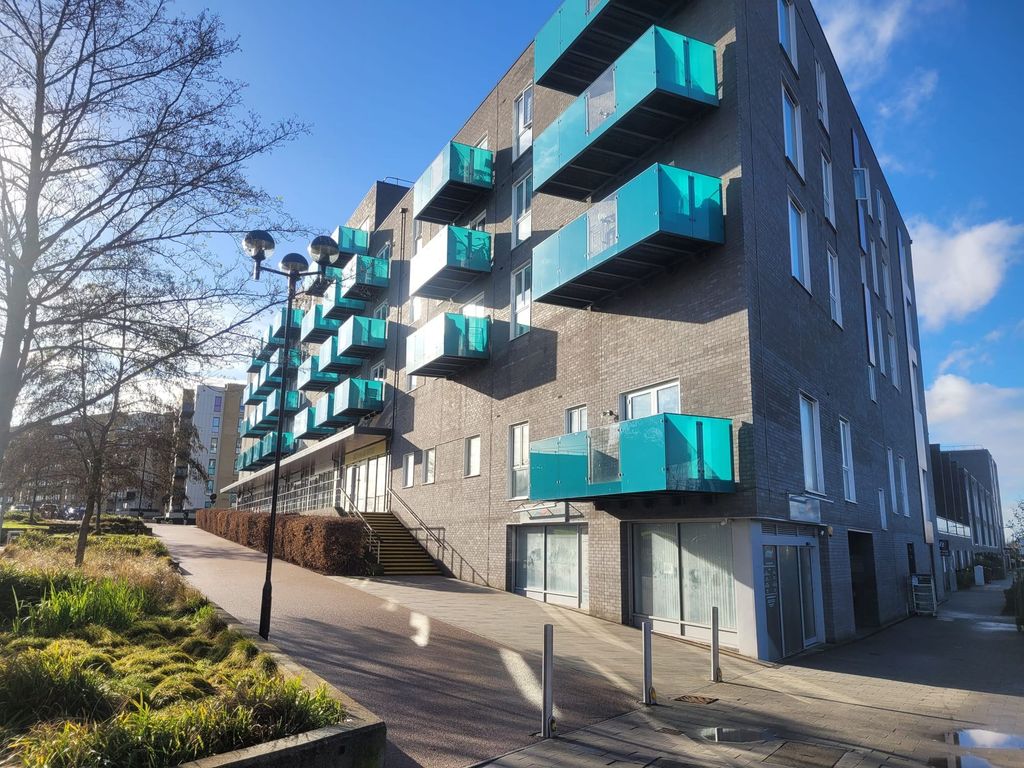 Property photo 1 of 6 Front