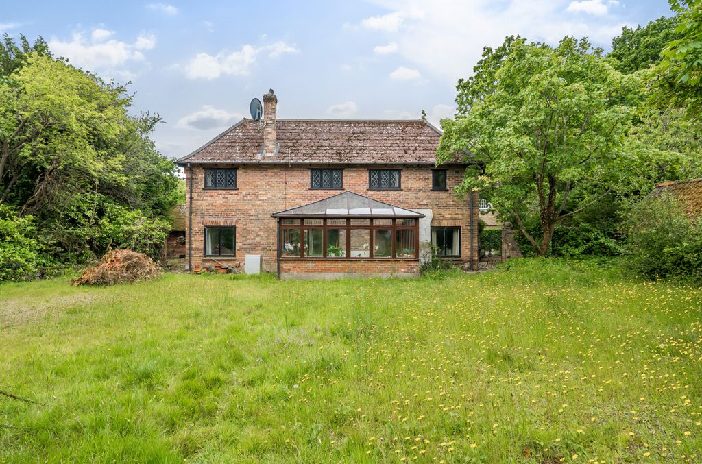 Property photo 3 of 6