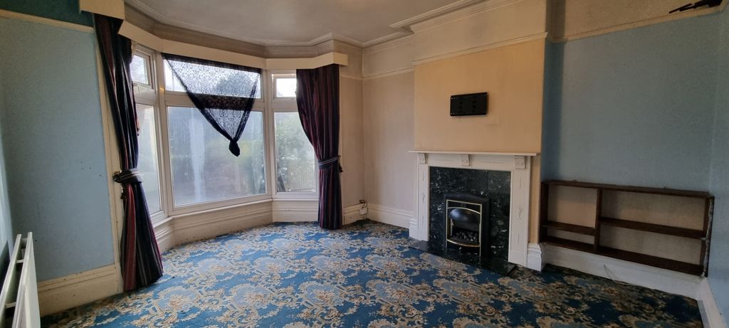 Property photo 2 of 15 Image 2