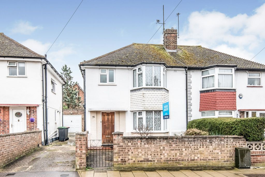 Property photo 1 of 11
