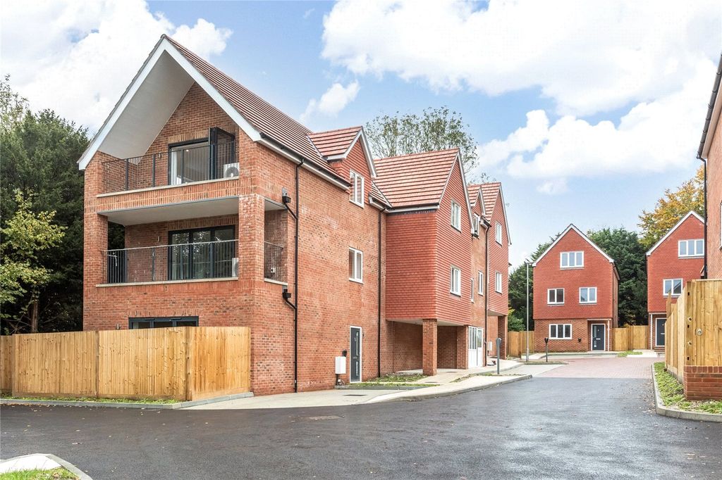 Property photo 1 of 14 Picture No. 20