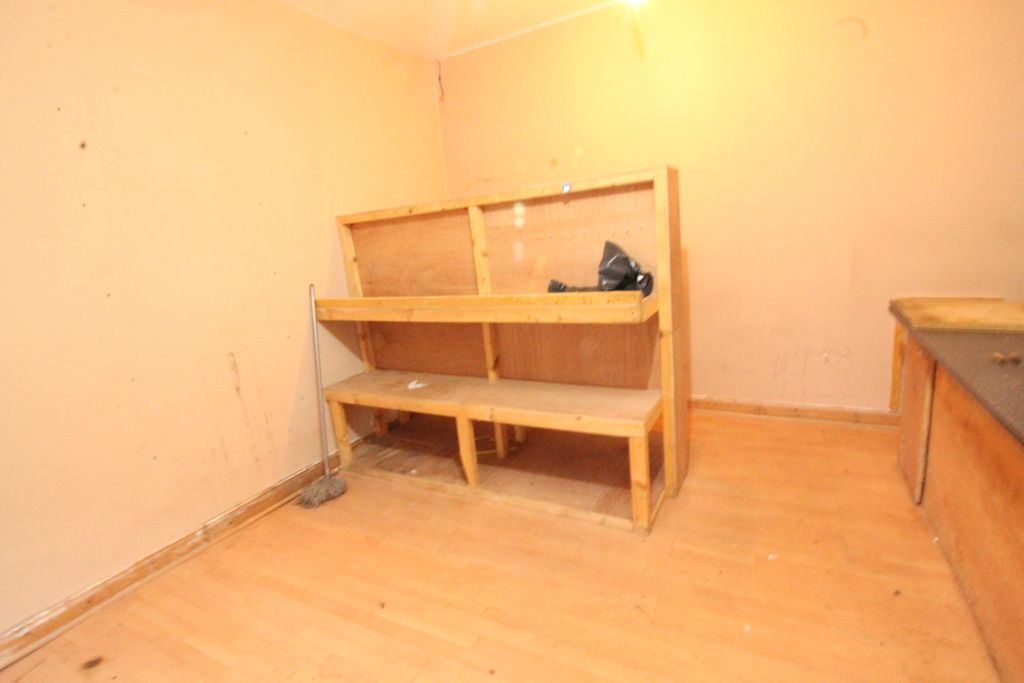 Property photo 2 of 2 Gallery