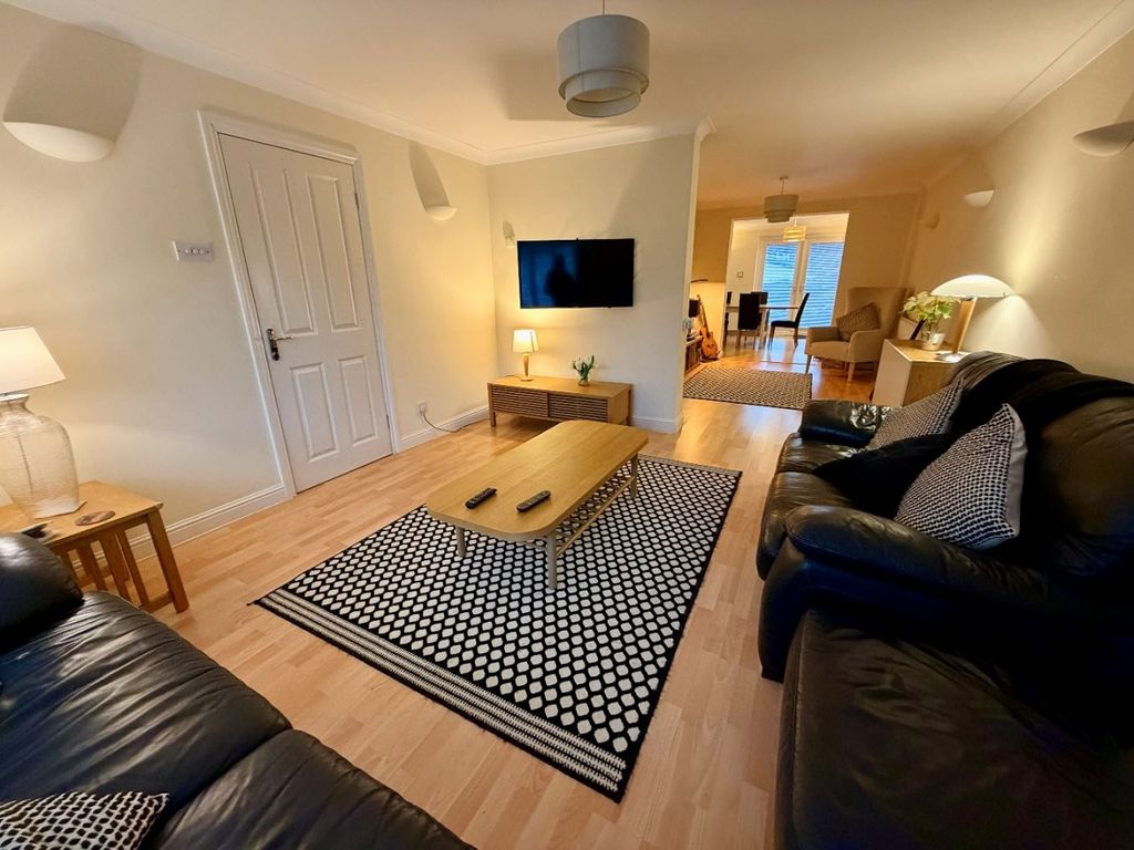 Property photo 3 of 24 Sitting Room