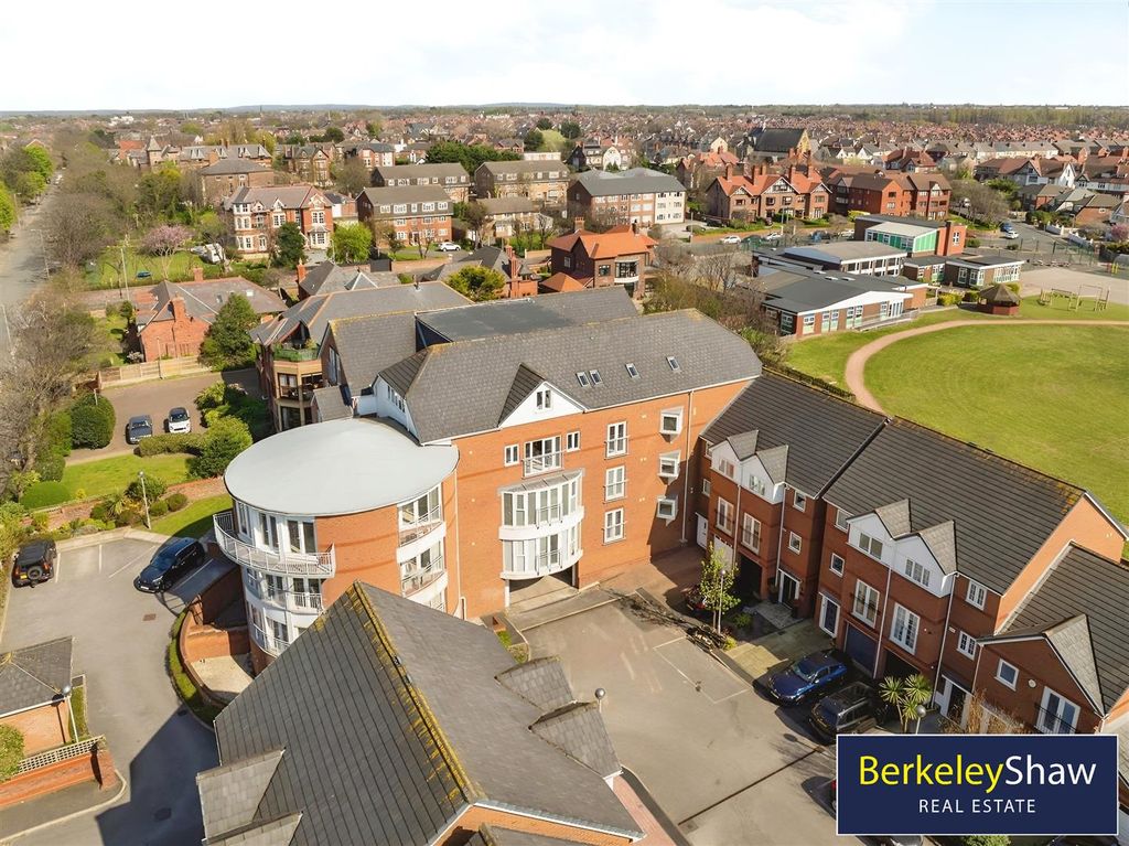 Property photo 1 of 15 Aerial View (2)