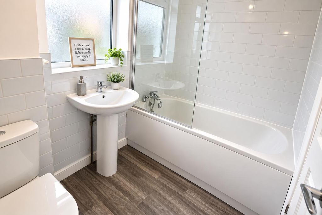 Property photo 2 of 7 Bathroom