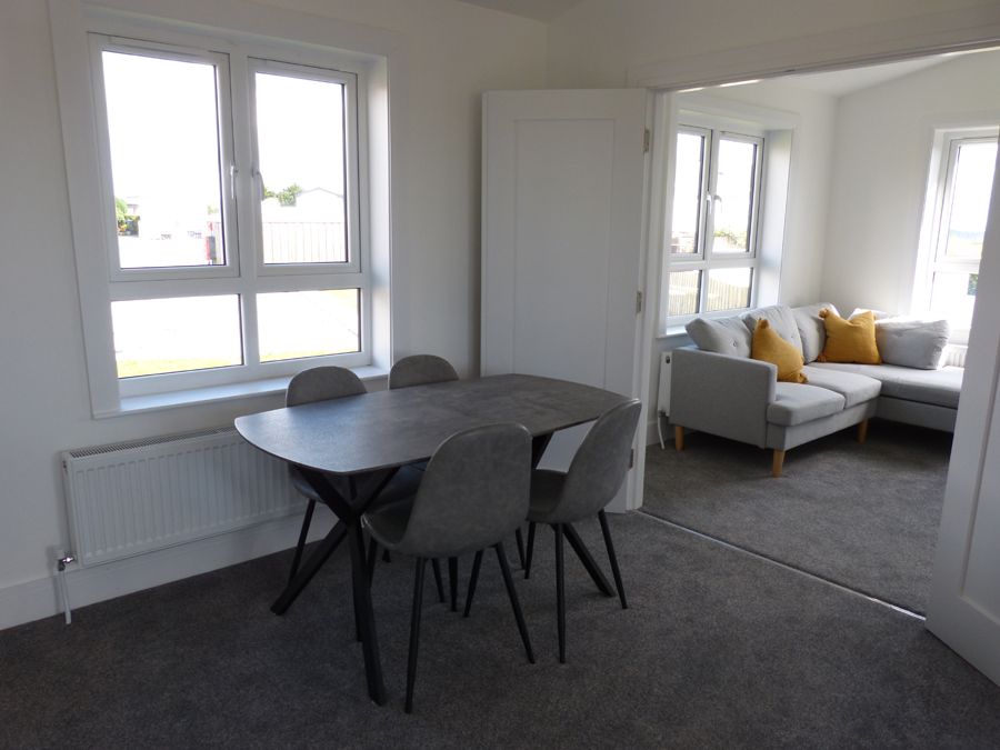 Property photo 2 of 17 Dining-Lounge