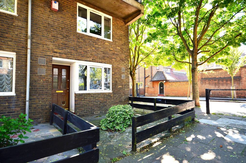 Property photo 1 of 12 2 Bedroom Masionette To Rent