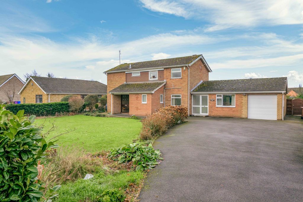 Property photo 1 of 25