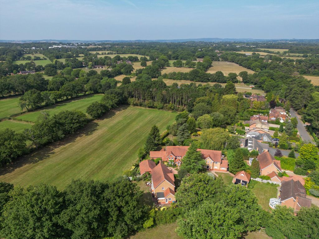 Property photo 2 of 33 Image