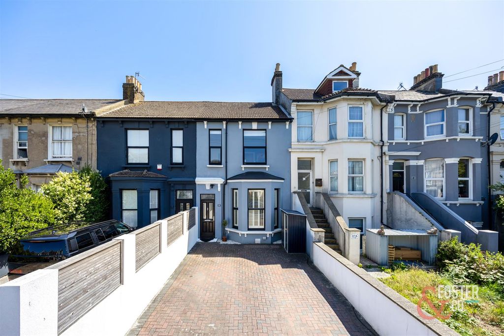 Property photo 1 of 21 Trafalgar Road_89-023.Jpg