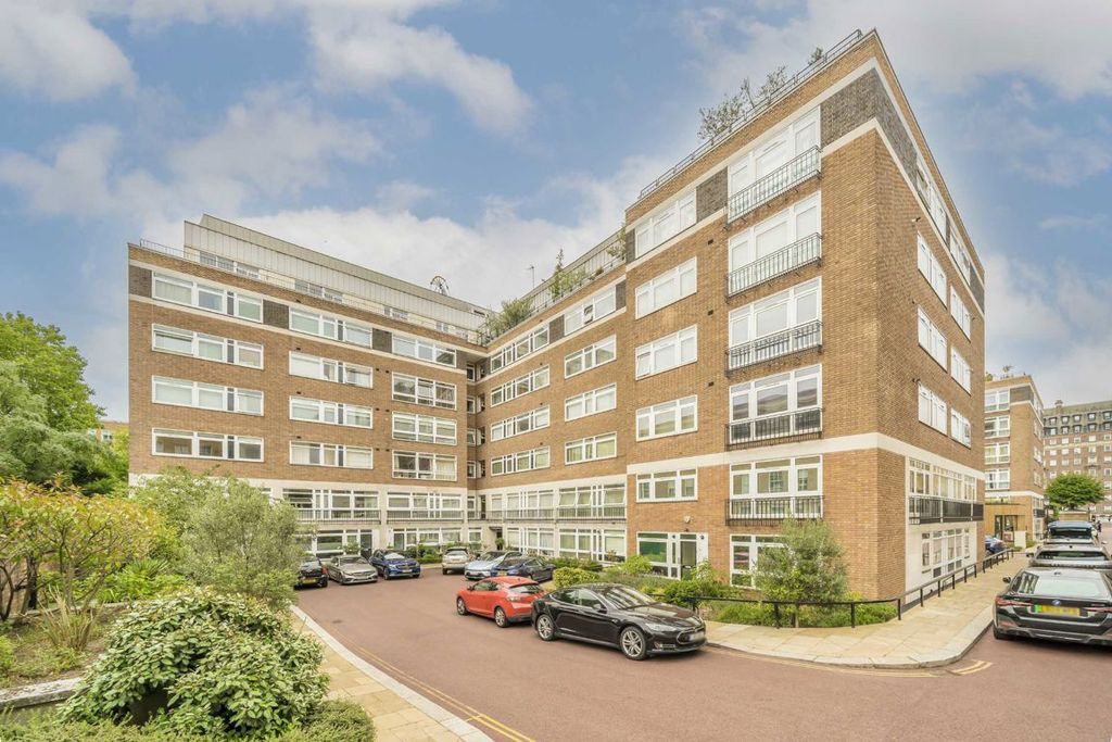 Property photo 1 of 4