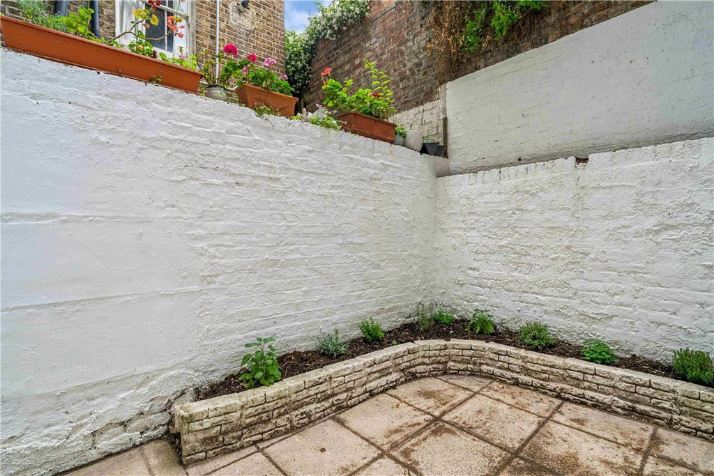 Property photo 3 of 12 Picture No. 22