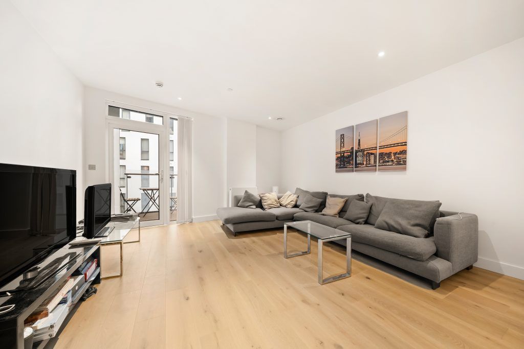 Property photo 2 of 11