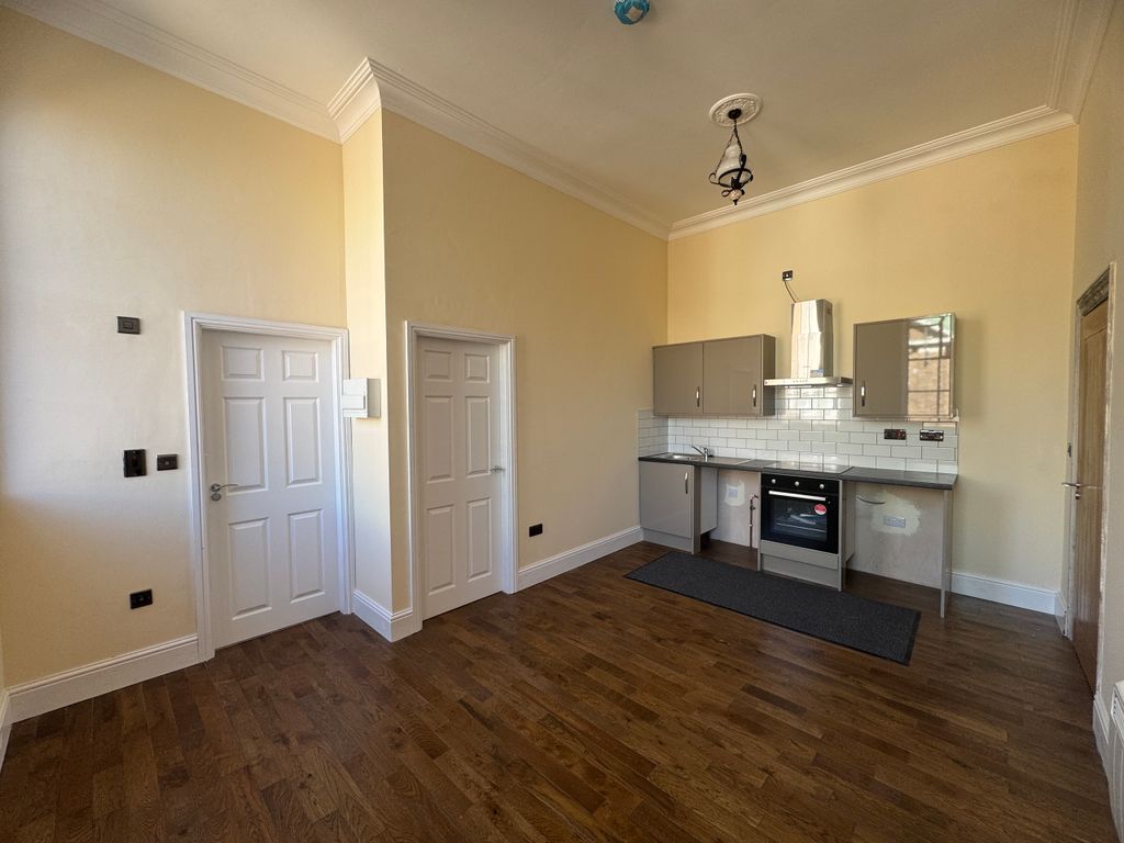 Property photo 3 of 6 Living Area/Kitchen