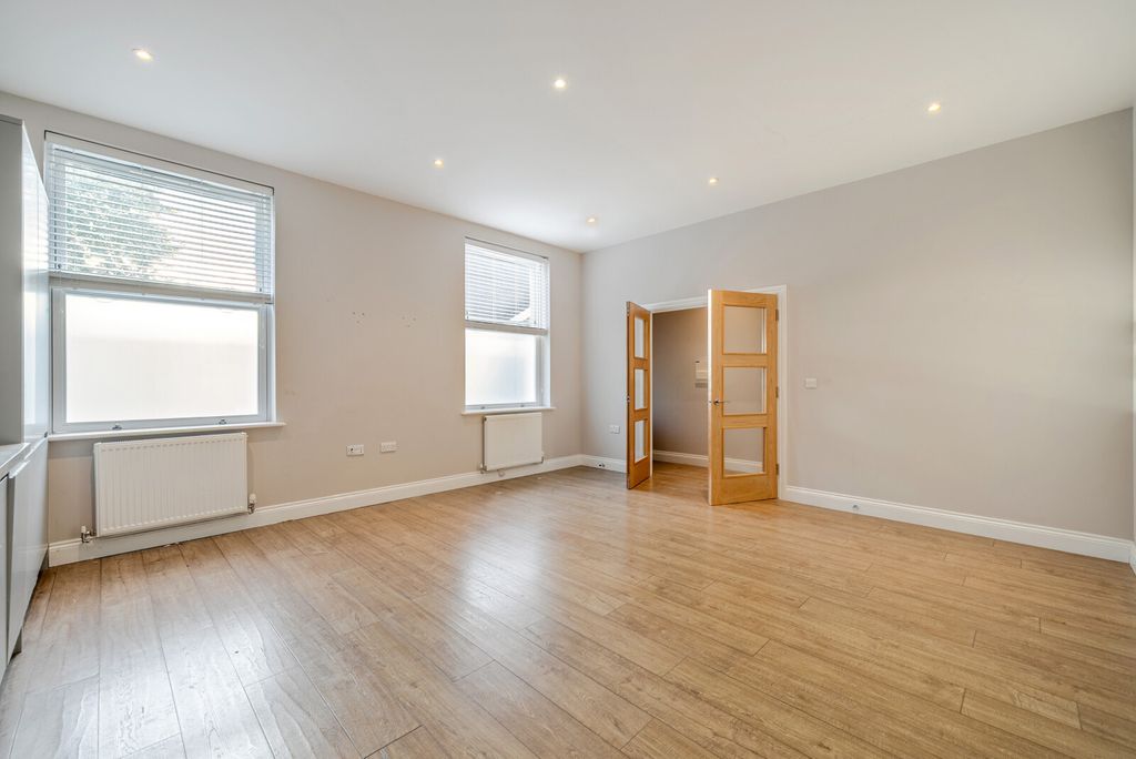 Property photo 3 of 17 1-6Abef4Fd41475-1...