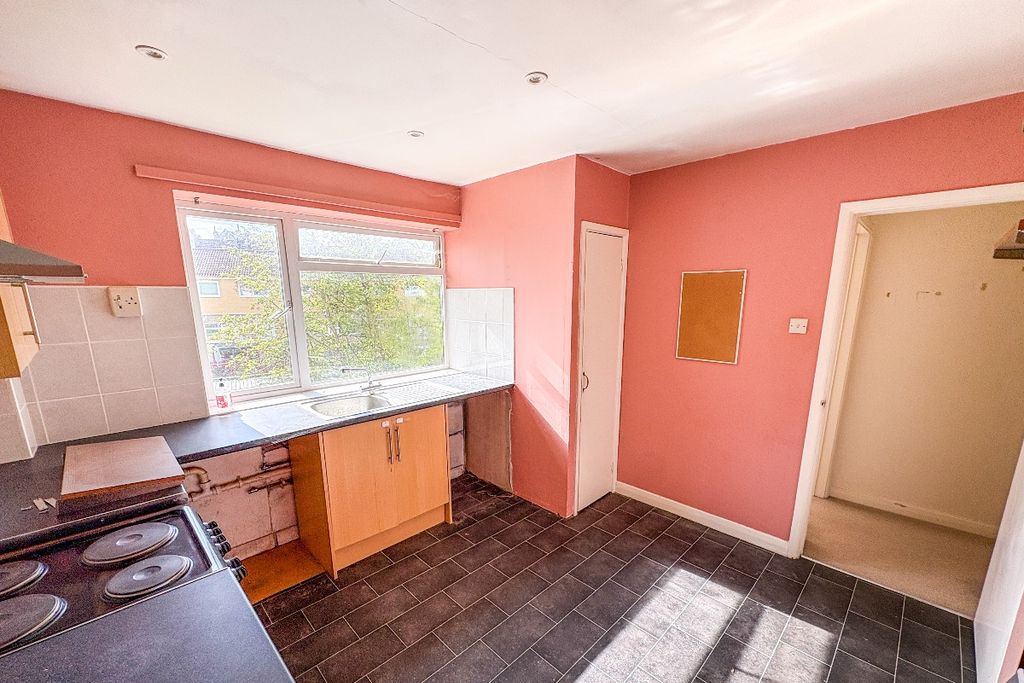 Property photo 3 of 15 21 Jesse Hughes Court, Bath BA1 7Bg