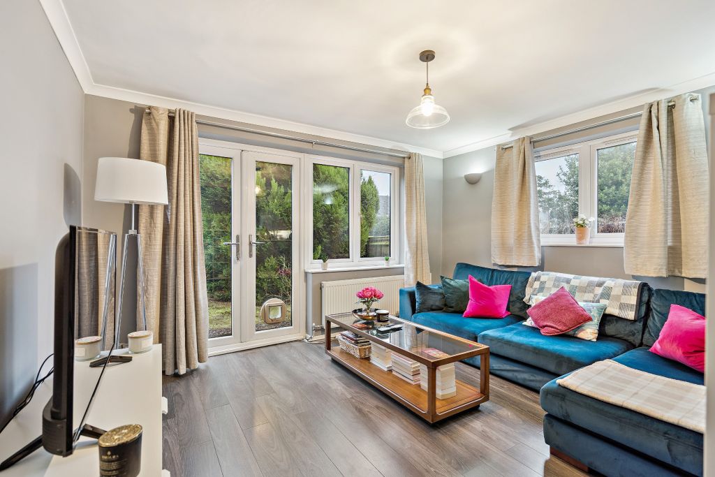 Property photo 2 of 6