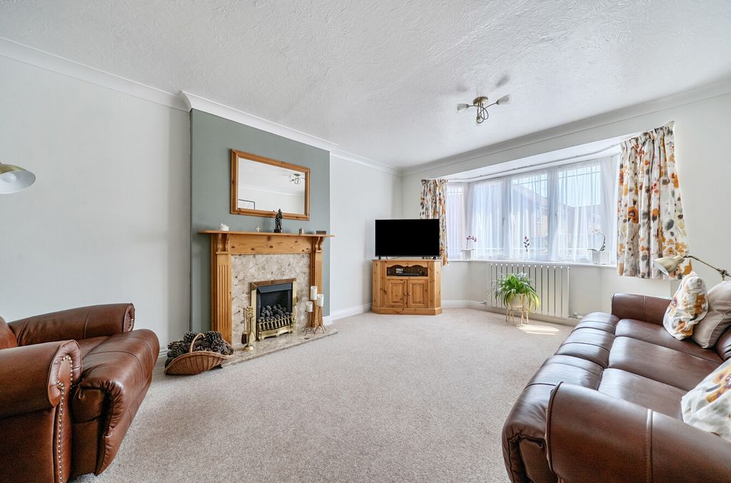 Property photo 3 of 19 1466859 (18).Jpg