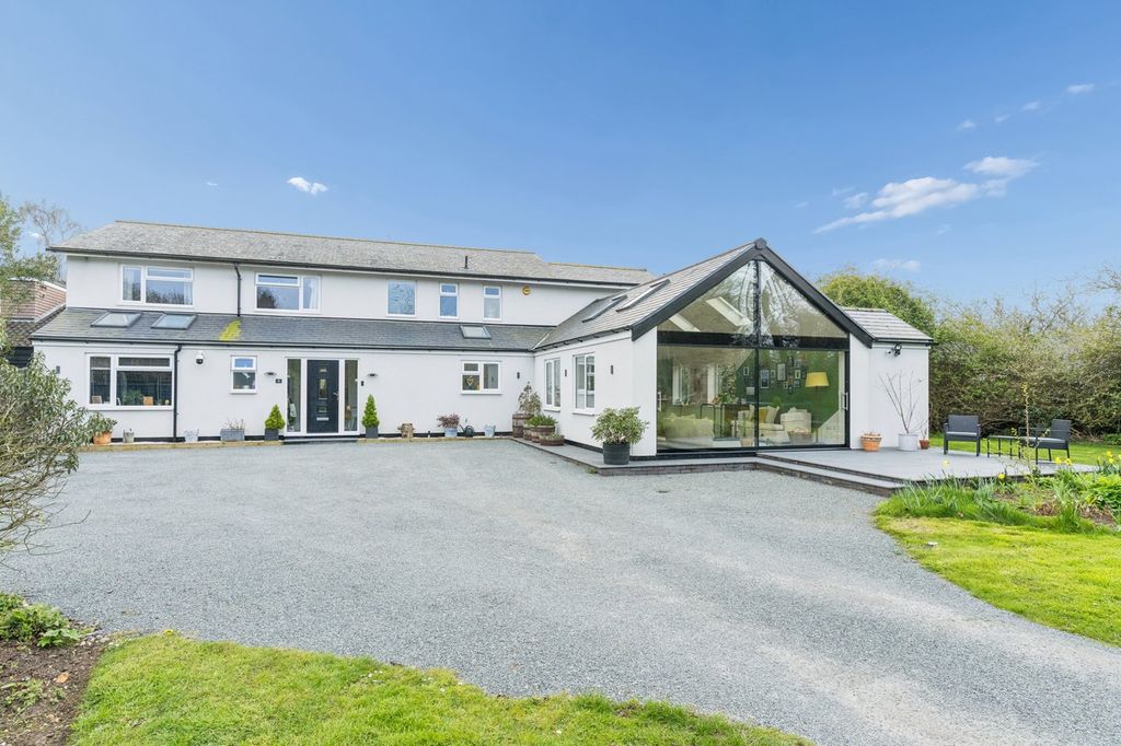 Property photo 1 of 29