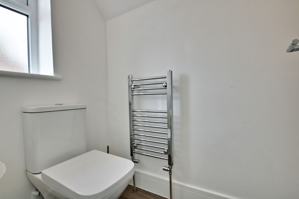 Property photo 3 of 18 1512182