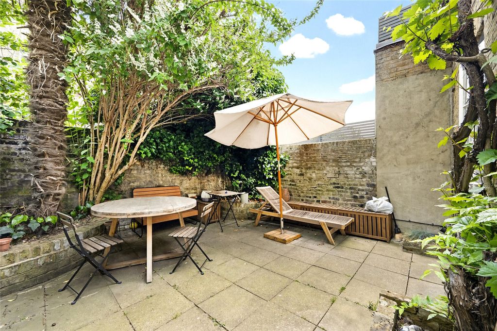 Property photo 3 of 18 Picture No. 51