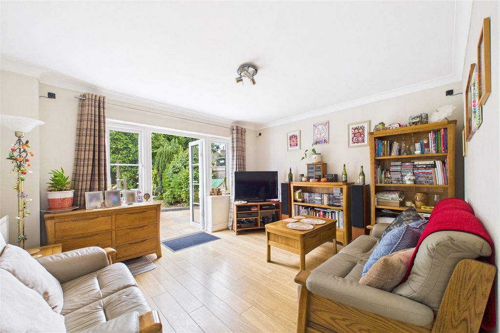 Property photo 2 of 12 Picture No. 07