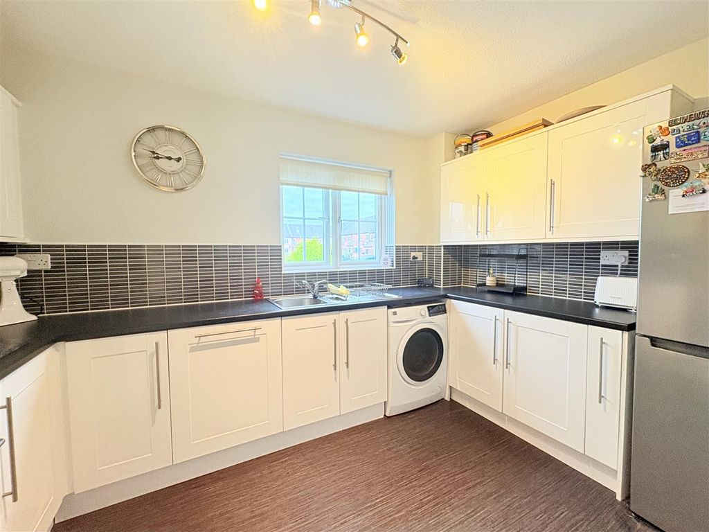 Property photo 3 of 8 Image (11).Jpg