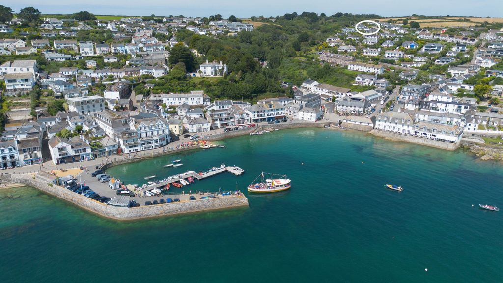 Property photo 1 of 22 4227281