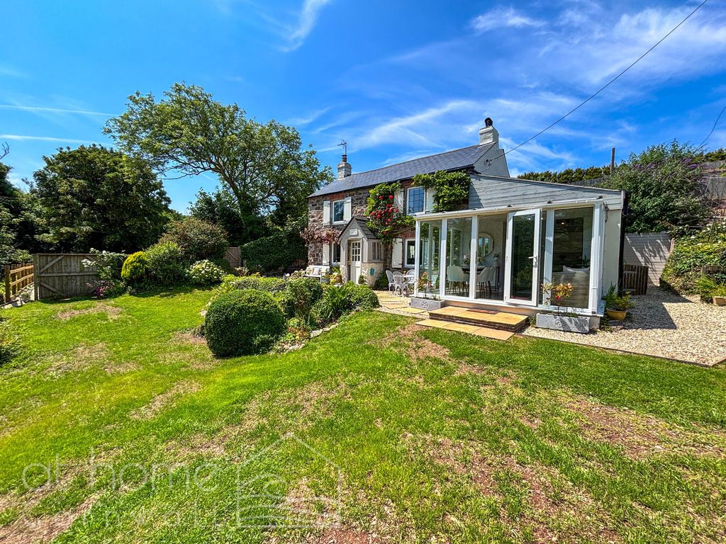 Property photo 3 of 77