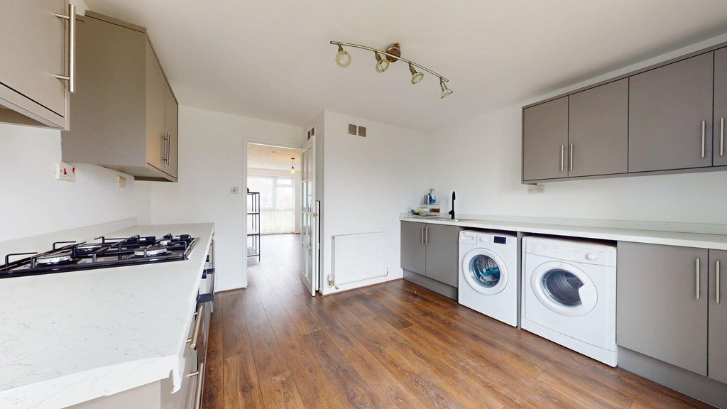 Property photo 3 of 15 48-Rip-Croft-03302026_175219.Jpg