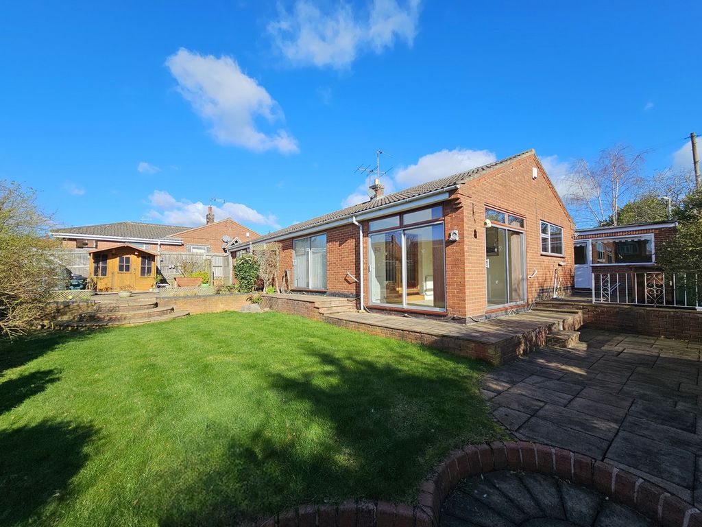 Property photo 2 of 16