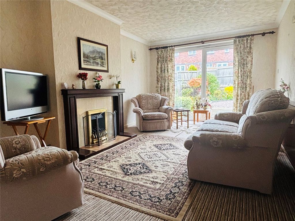 Property photo 2 of 16 Picture No. 14