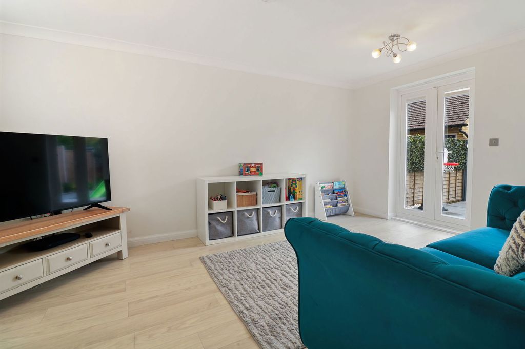 Property photo 3 of 13