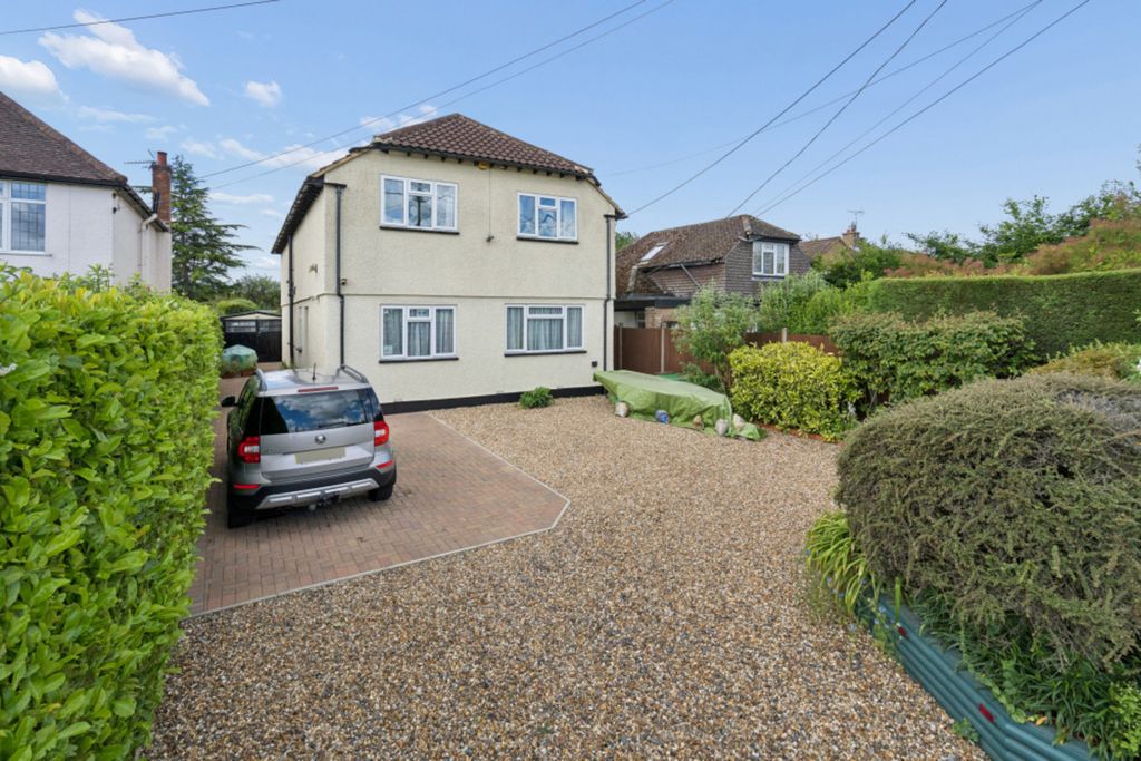 Property photo 1 of 32