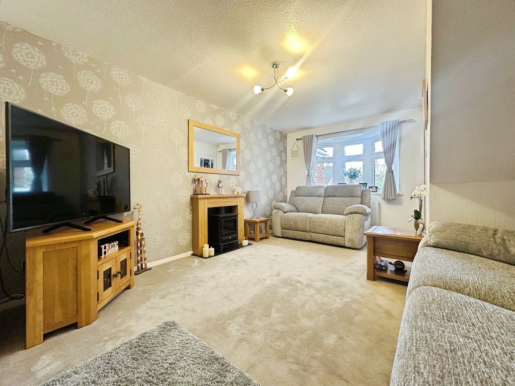 Property photo 3 of 26