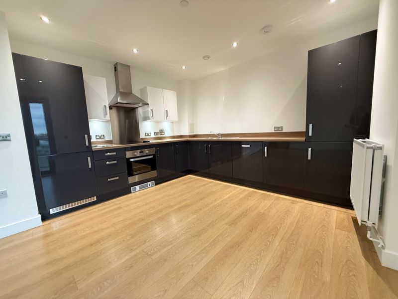 Property photo 2 of 8 Photo 8