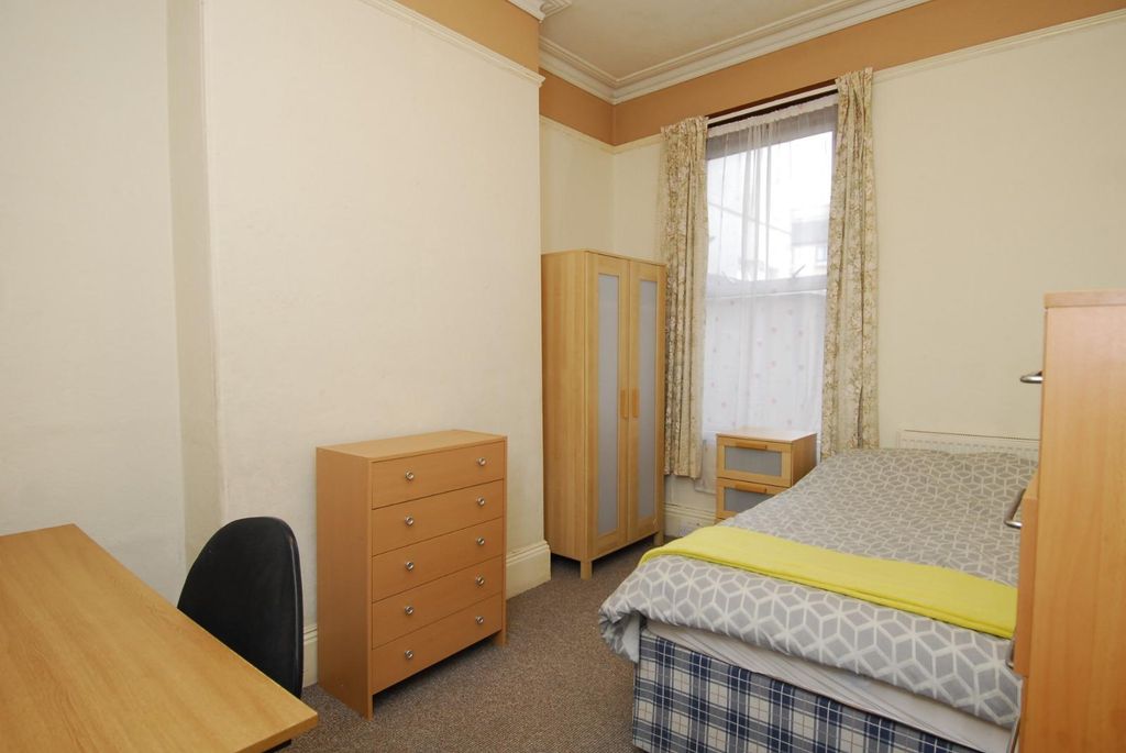 Property photo 3 of 6 0Ffbec29-147B-408F-B1B2-220d1Af6B70d.Jpg