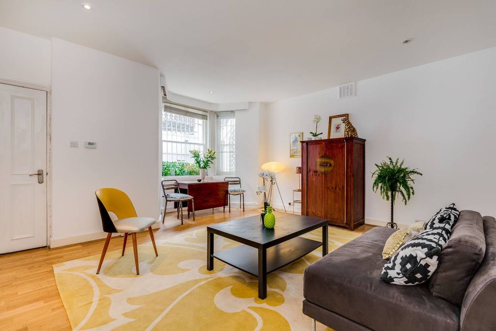 Property photo 1 of 28