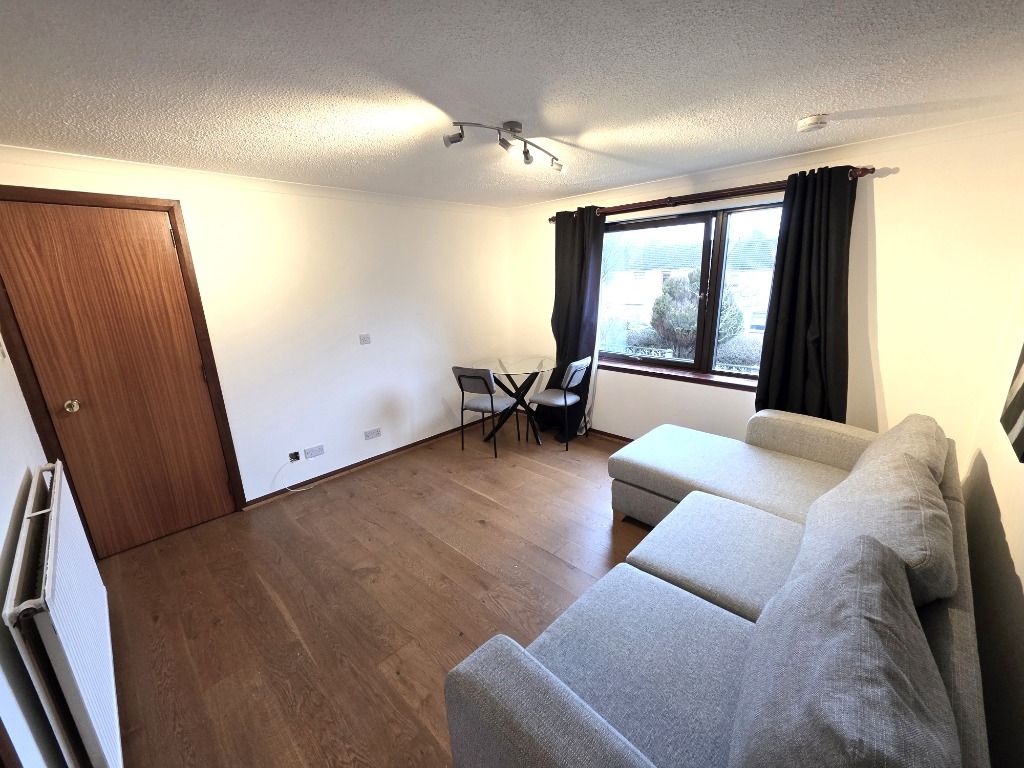 Property photo 2 of 12 Photo 2