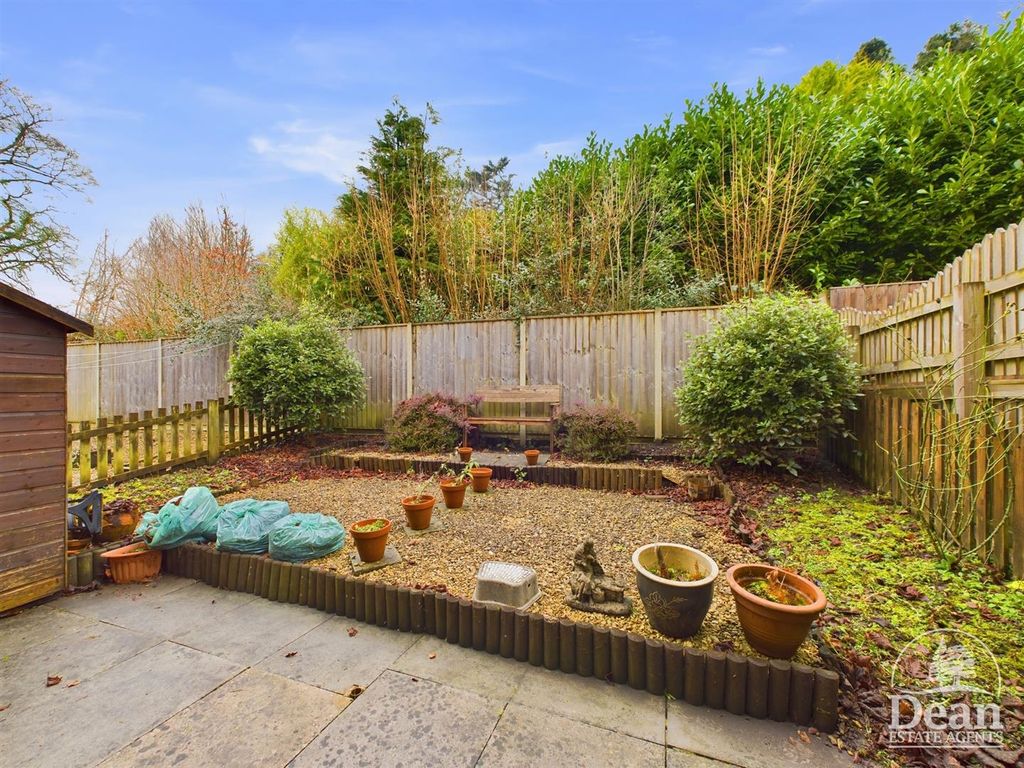 Property photo 2 of 16